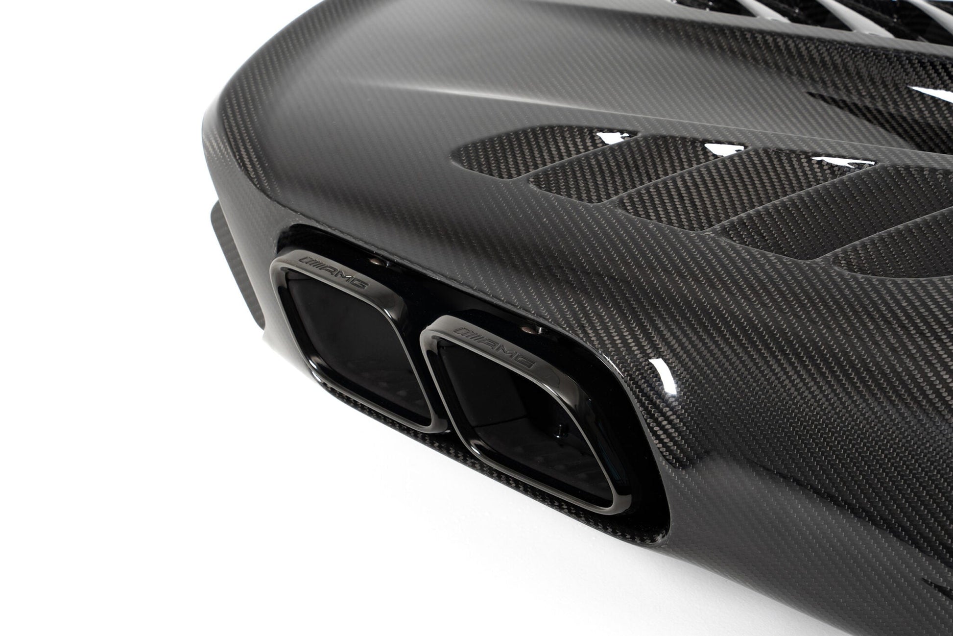 AMG Performance Luxury Audio - TheArsenale