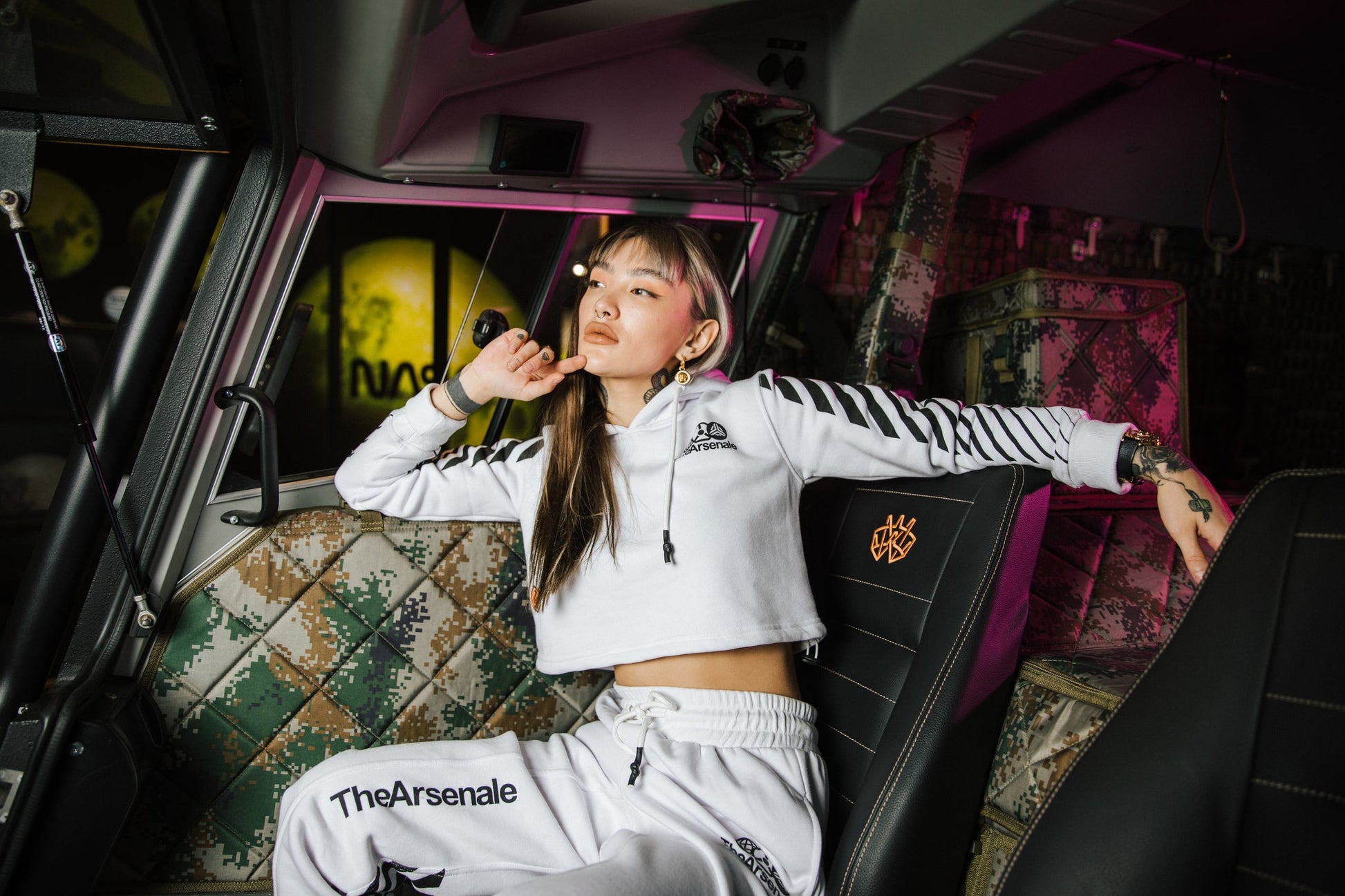HELM SWEATPANTS - TheArsenale