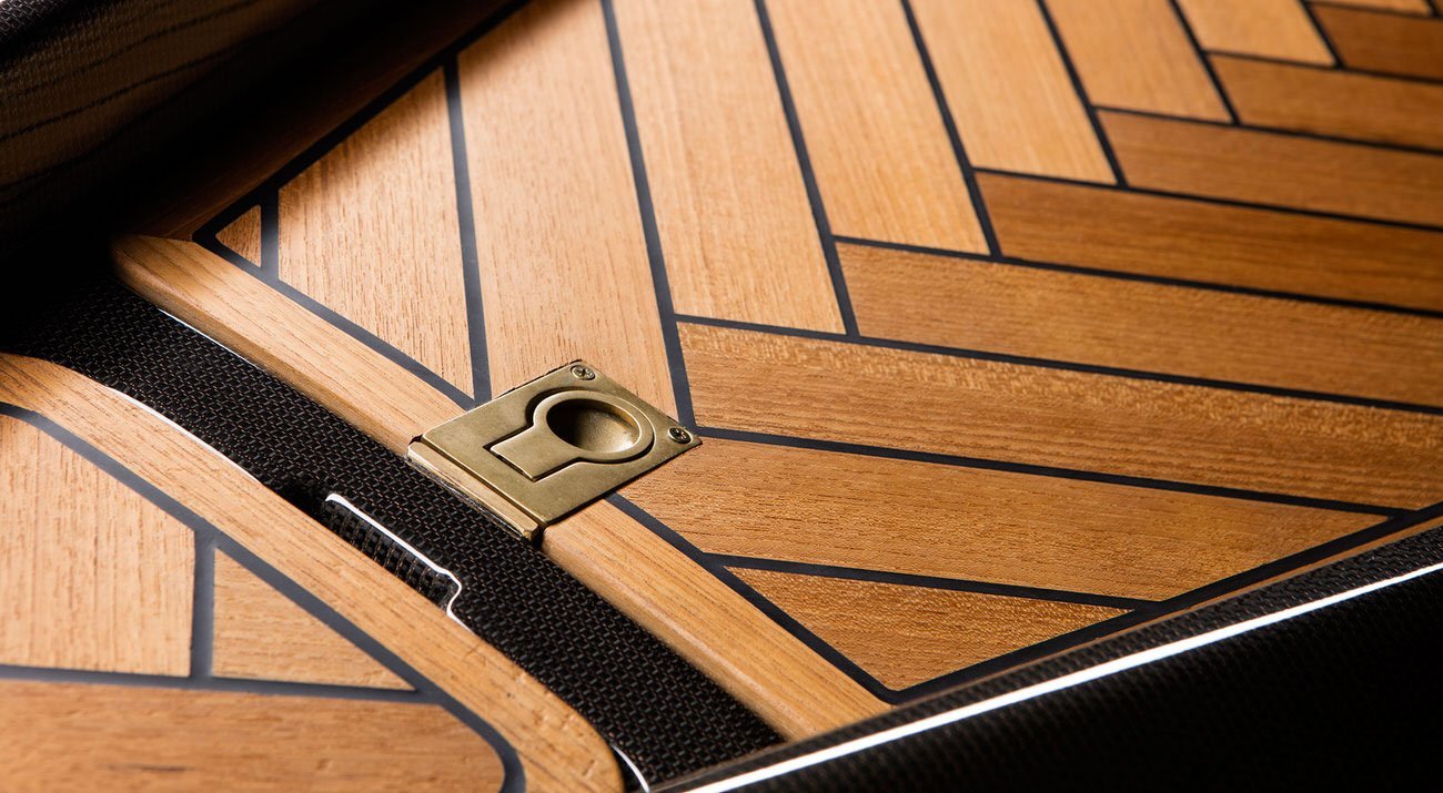 Monocoque Paddle Canoe Carbon Fiber - TheArsenale